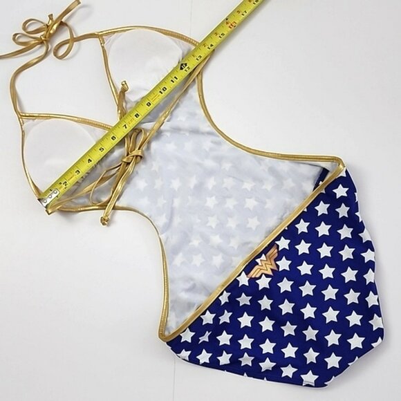 Wonder Woman One Piece DC Comics Red Blue Star Monokini Bathing Swimsuit Sz M - Picture 14 of 16